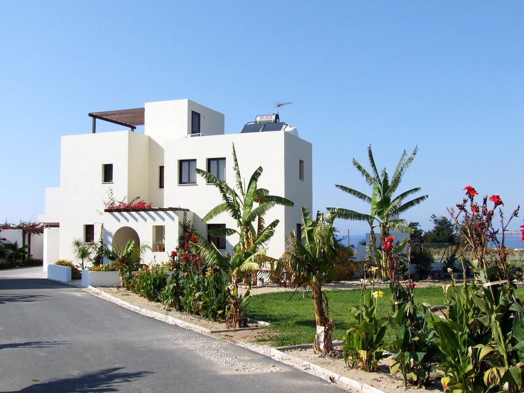Aura Holiday Villas Paphos Eksteriør bilde