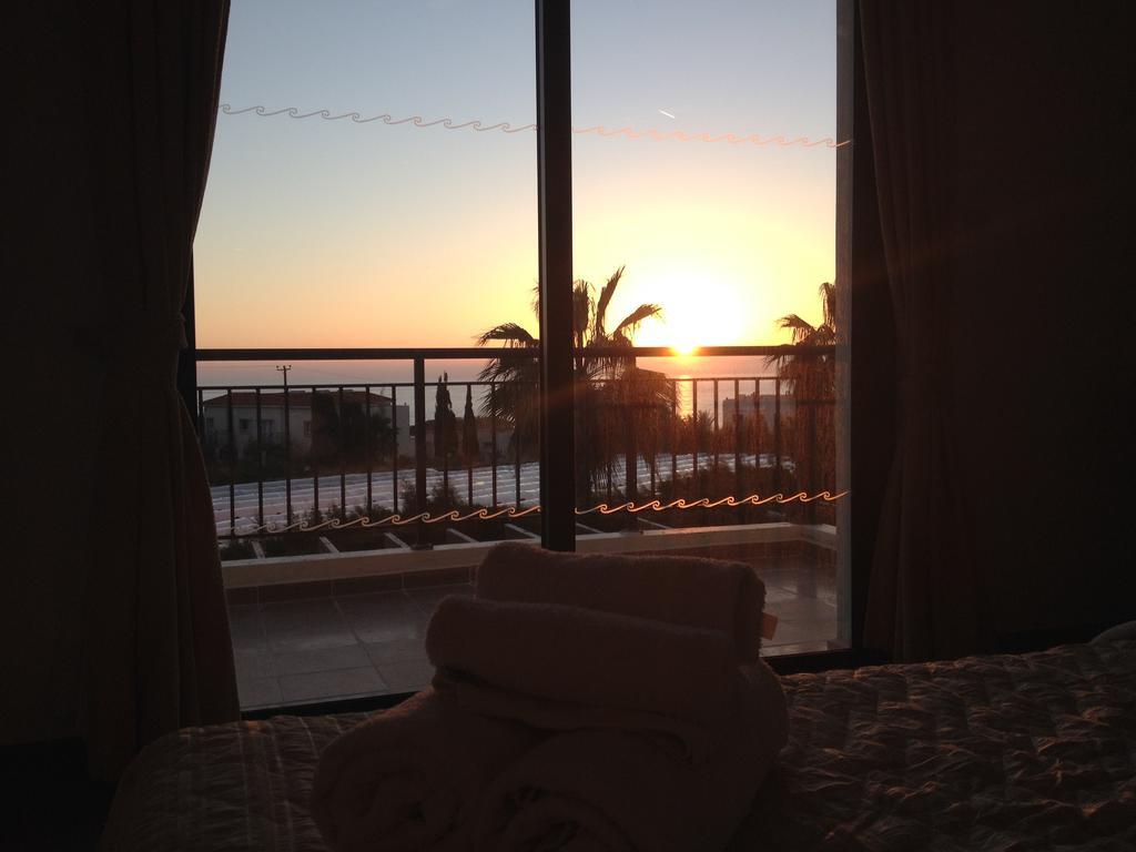Aura Holiday Villas Paphos Eksteriør bilde